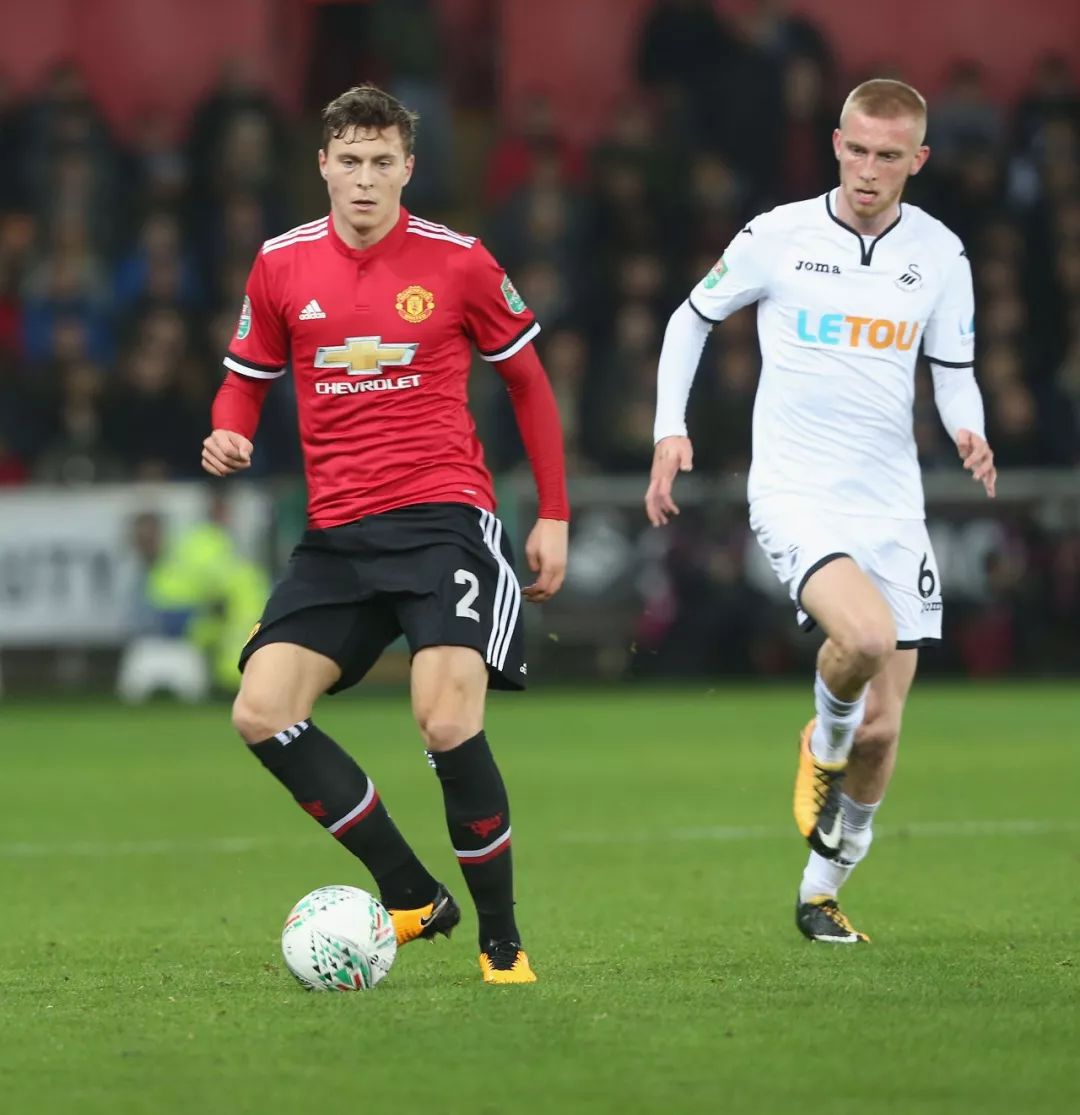 他不吝贊美 他不吝贊美